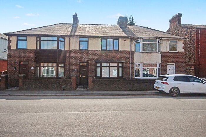 3 Bedroom Terraced House For Sale In Station Road, St. Helens, WA9
