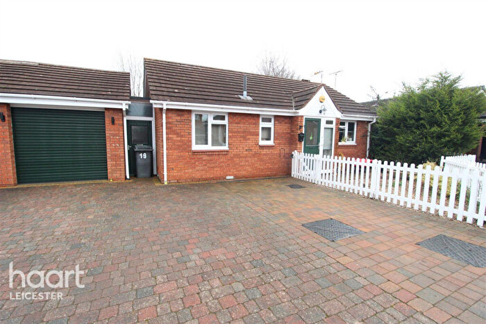 3 Bedroom Detached Bungalow To Rent In Peregrine Rise, Leicester, LE4