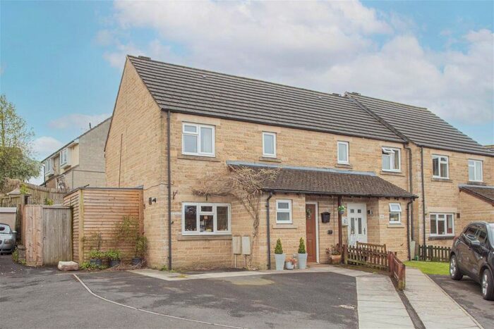 3 Bedroom Semi-Detached House For Sale In Elizabeth Gardens, Tetbury, GL8