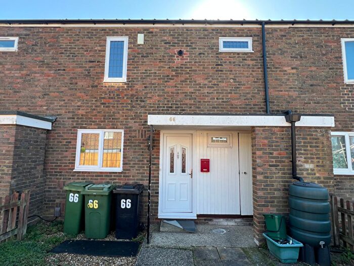 3 Bedroom Terraced House To Rent In Bermuda Close, Basingstoke, RG24