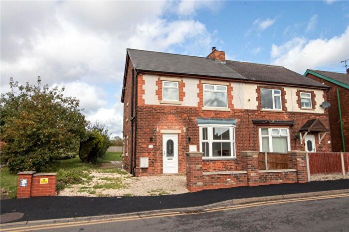 3 Bedroom Semi-Detached House For Sale In High Street, Burringham, DN17