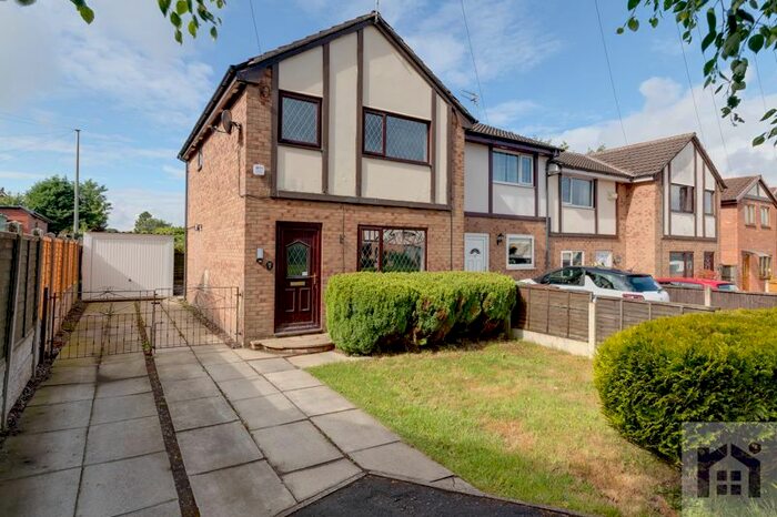 3 Bedroom Terraced House To Rent In Pilling Close, Chorley, PR7