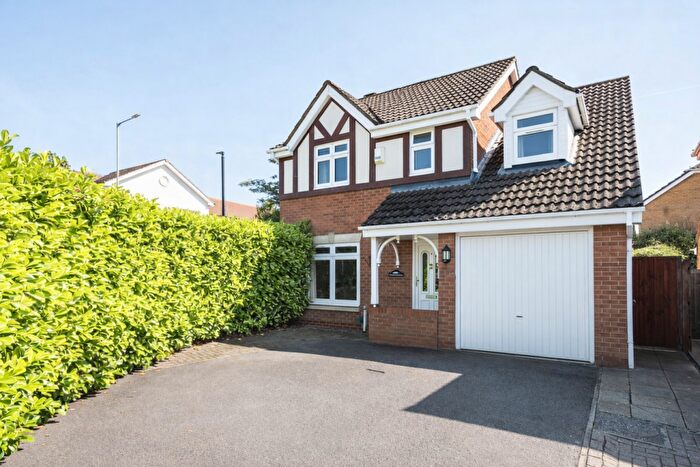 5 Bedroom Detached House For Sale In Churchill Way, Shefford, SG17