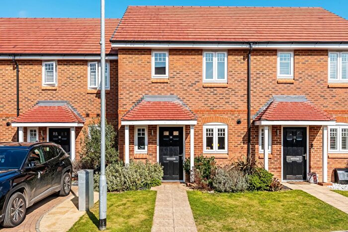 2 Bedroom Terraced House For Sale In Hailwood Drive, Edenbridge, Kent, TN8