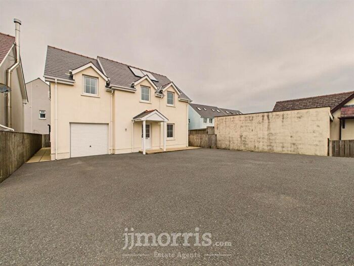 4 Bedroom Detached House For Sale In Llain Drigarn, Crymych, SA41