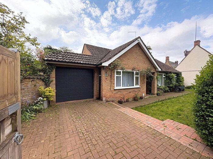 2 Bedroom Bungalow For Sale In Alde Nene, The Green, Newnham, Northamptonshire, NN11