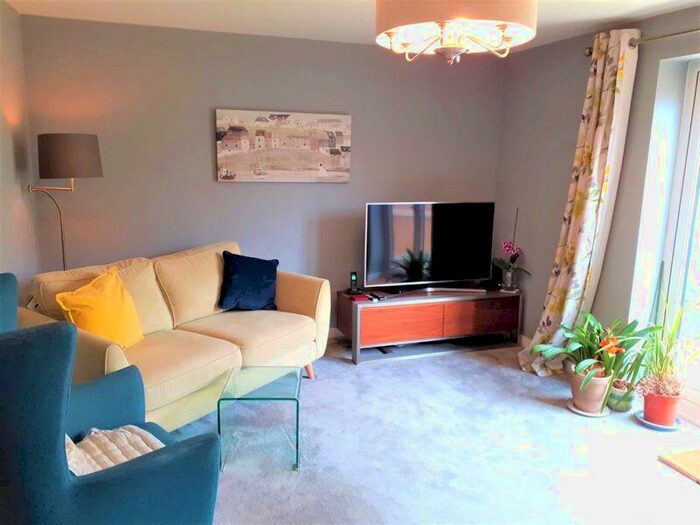 3 Bedroom Semi-Detached House To Rent In Britannia Street, Salford, M6