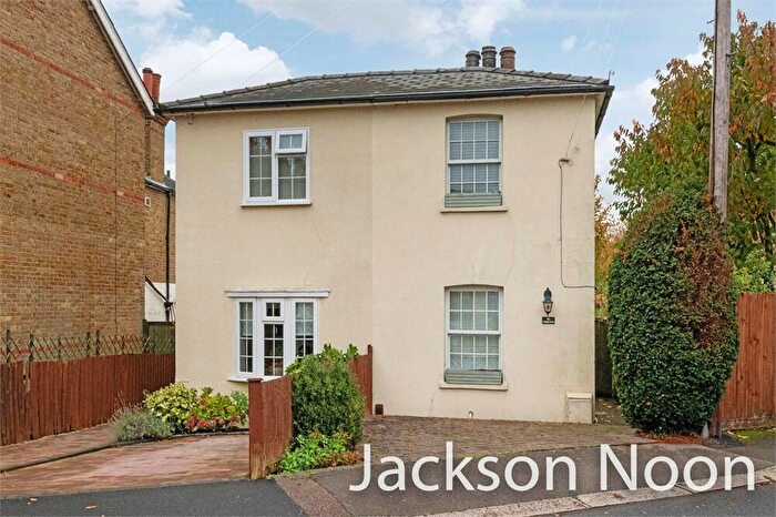 2 Bedroom Cottage To Rent In College Road, Epsom, KT17