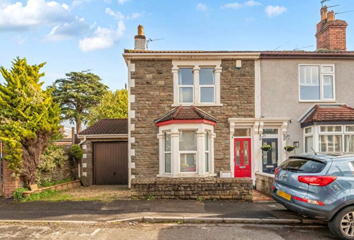 2 Bedroom End Of Terrace House To Rent In Edgeware Road, Staple Hill, Bristol, South Gloucestershire, BS16