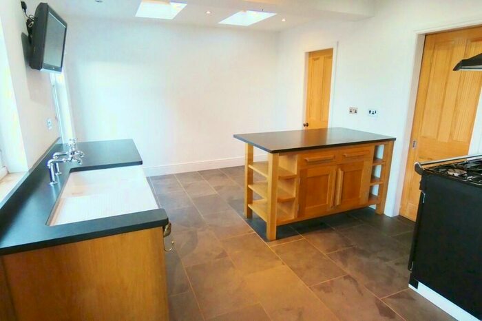 3 Bedroom Semi-Detached House To Rent In Roach Road, Samlesbury, Preston, PR5