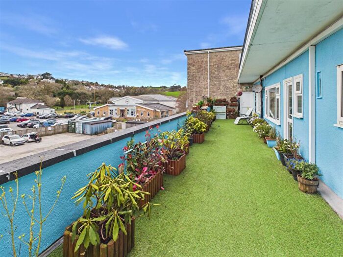3 Bedroom Flat For Sale In Saundersfoot, SA69