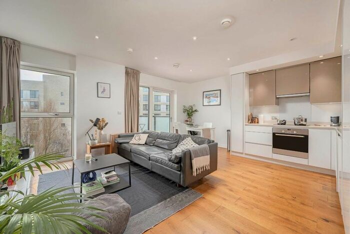 1 Bedroom Flat To Rent In Liberty Bridge Road, Olympic Park, London, E20