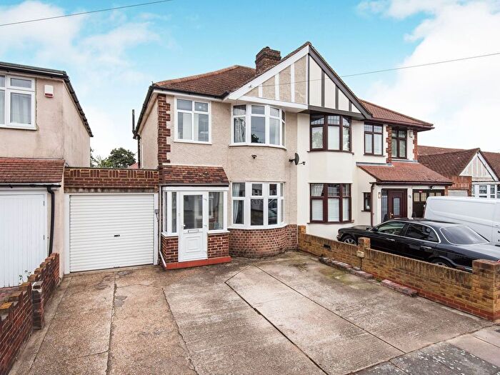 3 Bedroom Semi Detached House To Rent In Waverley Avenue, Twickenham, TW2