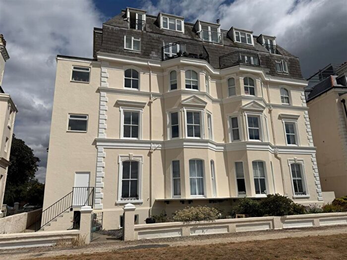 2 Bedroom Flat To Rent In Clifton Crescent, Folkestone, CT20