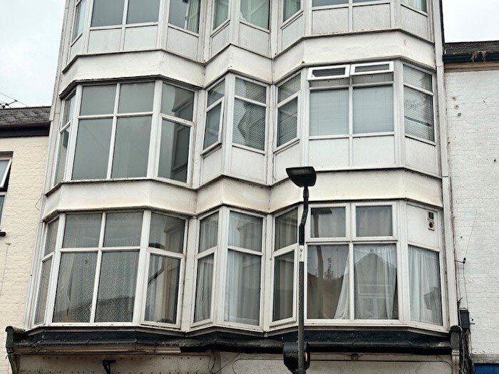 Studio To Rent In Fore Street, Cullompton, EX15