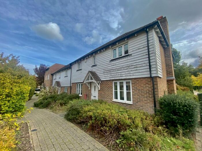 3 Bedroom End Of Terrace House To Rent In Clearheart Lane, Kings Hill, ME19