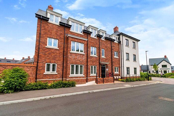 2 Bedroom Flat To Rent In Highwood Avenue, SO50