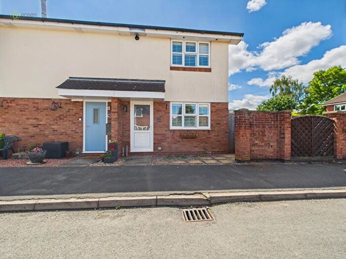 1 Bedroom Mews For Sale In The Laurels, Kingsbury, B78