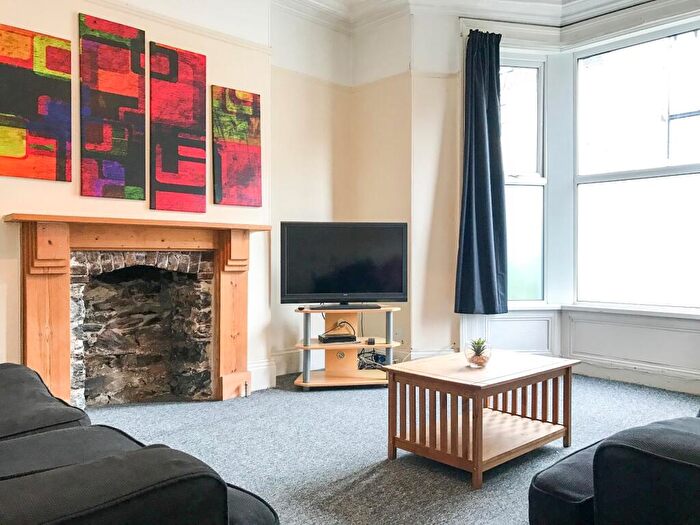 5 Bedroom House To Rent In Bayswater Road, Near Babbage, Plymouth, PL1