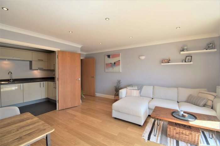 1 Bedroom Flat To Rent In Maylands Drive Sidcup, DA14