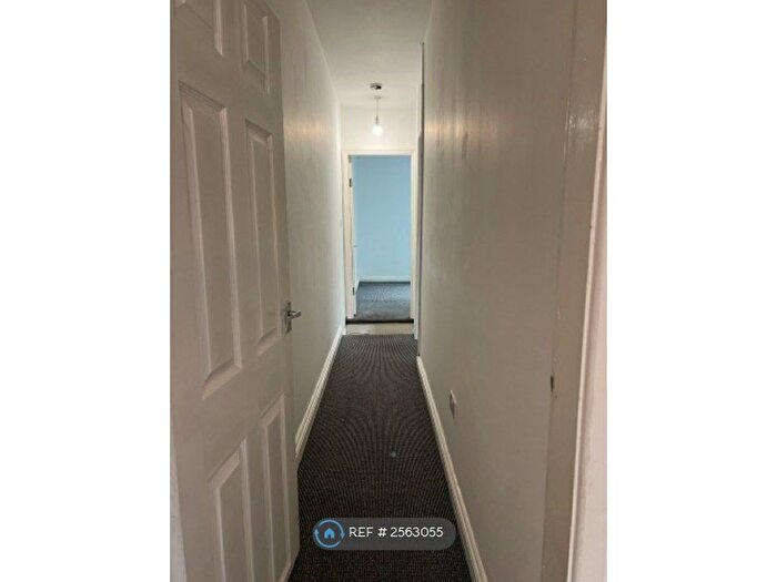 4 Bedroom Terraced House To Rent In Albert Street, Burton-On-Trent, DE14