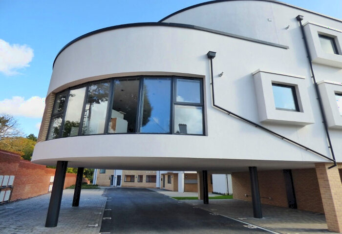 3 Bedroom Penthouse To Rent In Epsom, KT19