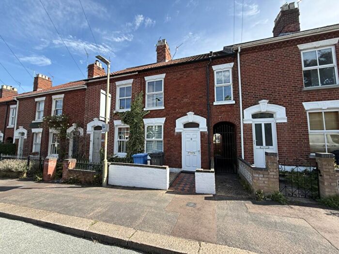 3 Bedroom Terraced House For Sale In Warwick Street, Norwich, Norfolk, NR2