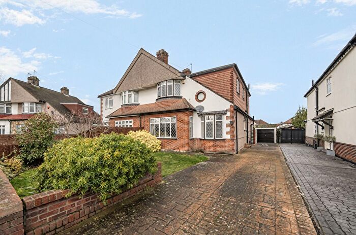 5 Bedroom Semi Detached House For Sale In Lewis Road, Sidcup, DA14