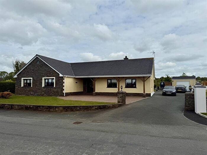 4 Bedroom Detached Bungalow For Sale In Cross Inn, Llandysul, SA44