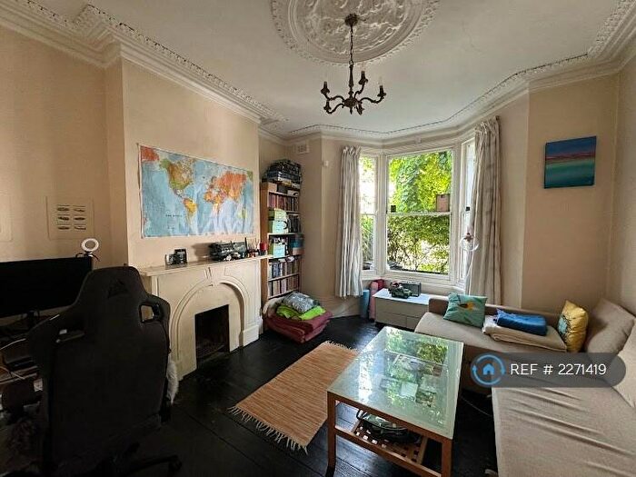 1 Bedroom Flat To Rent In London, London, N16
