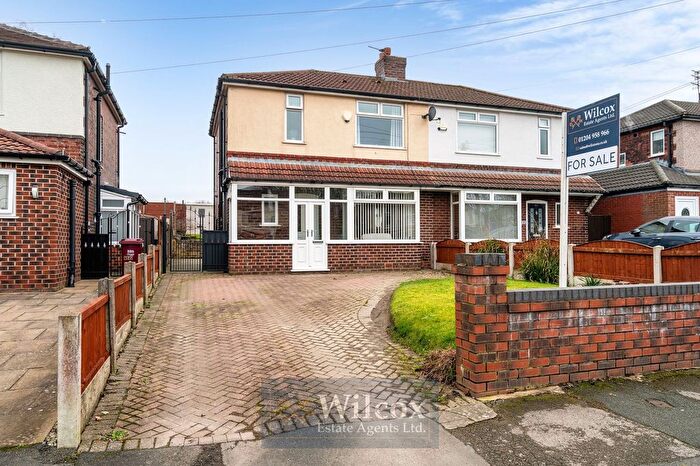 3 Bedroom Semi-Detached House For Sale In Breightmet Drive, Bolton, BL2