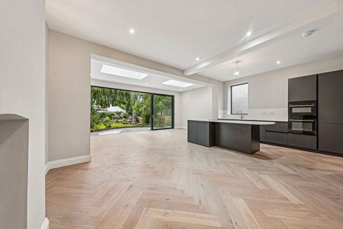5 Bedroom Semi-Detached House For Sale In Spencer Road, Grove Park, Chiswick, W4