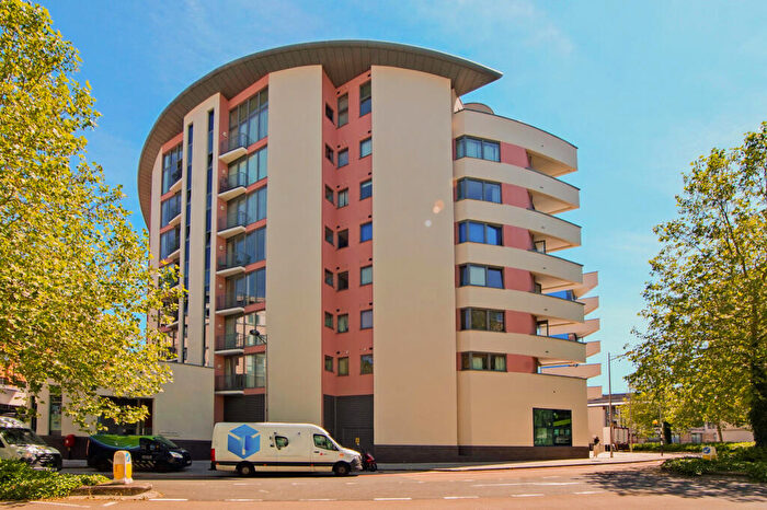 2 Bedroom Flat To Rent In Balmoral House, Canons Way, BS1