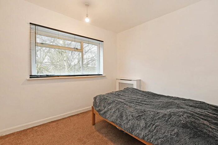 1 Bedroom Flat For Sale In Abbey Lane, Sheffield, S8