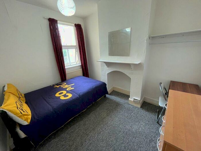 4 Bedroom Terraced House To Rent In Ewhurst Road, Brighton, BN2