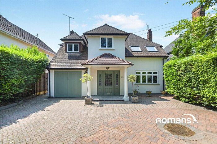 5 Bedroom Detached House To Rent In Braywick Road, Maidenhead, Berkshire, SL6