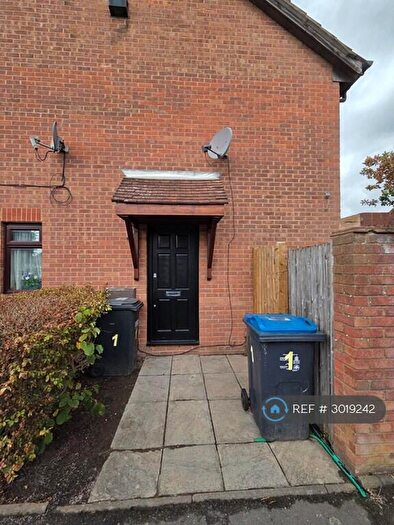 1 Bedroom Semi-Detached House To Rent In Furtherfield Close, Croydon, CR0