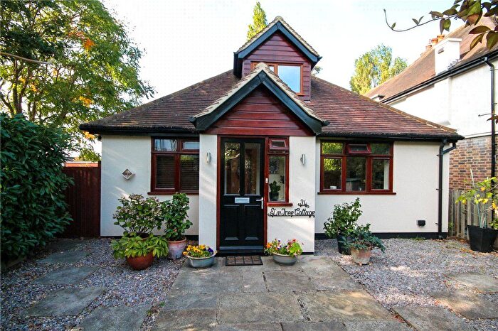 4 Bedroom Detached House For Sale In Chessington Road, Epsom, KT17