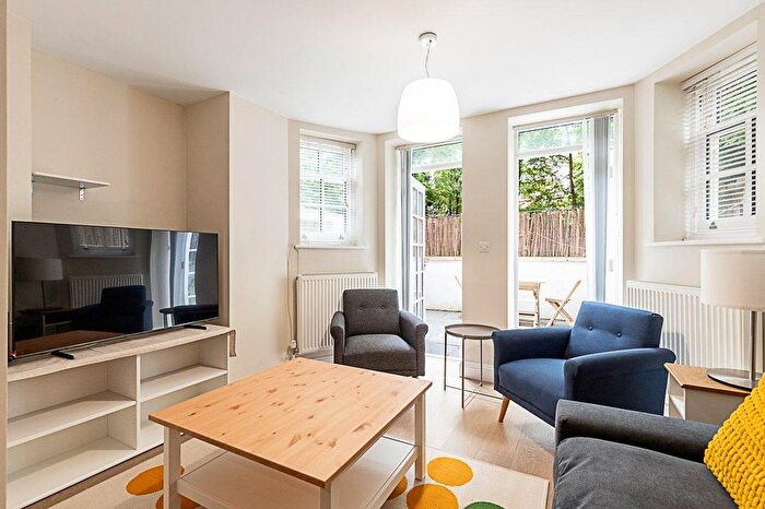 1 Bedroom Flat To Rent In London Borough Of Camden, NW6