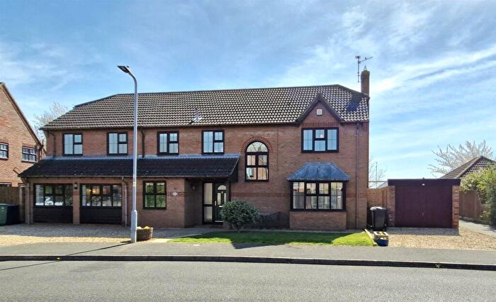 5 Bedroom Detached House For Sale In Whattoff Way, Baston, PE6