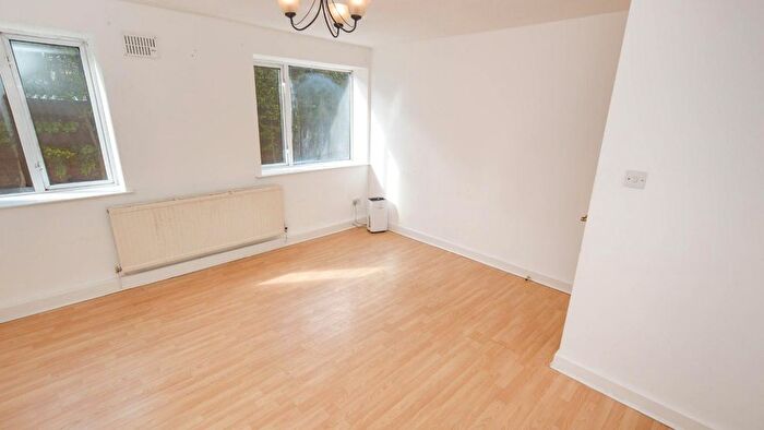 2 Bedroom Semi-Detached House To Rent In Redmires Court Eccles New Road, Salford, M5