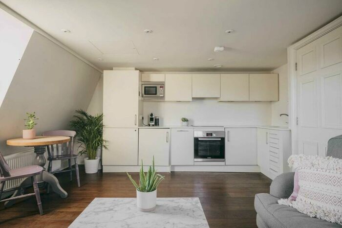 1 Bedroom Apartment To Rent In George Street, BA1