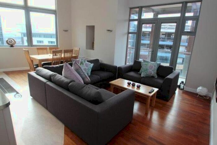 2 Bedroom Flat To Rent In Centralofts, Newcastle Upon Tyne, NE1