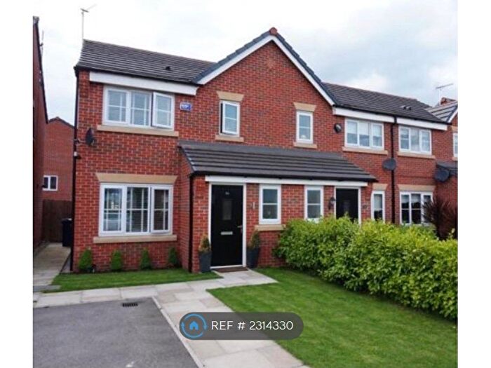 3 Bedroom Semi-Detached House To Rent In Shackleton Avenue, Widnes, WA8