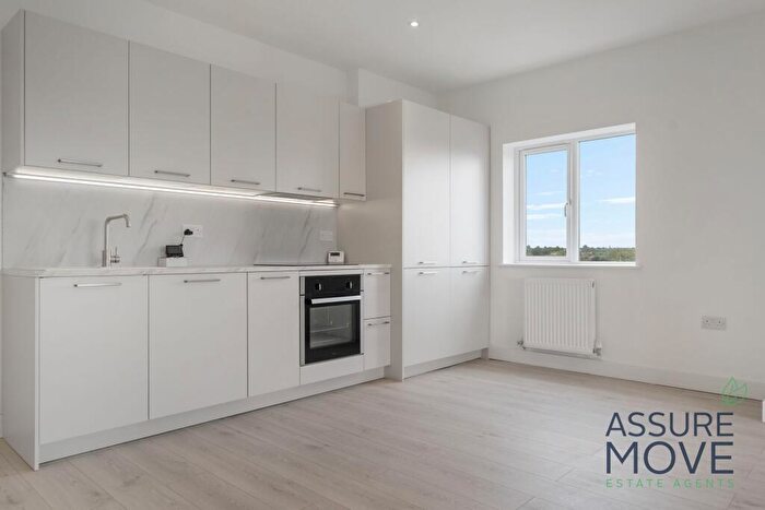 Studio For Sale In Crosskeys Close, London, N9