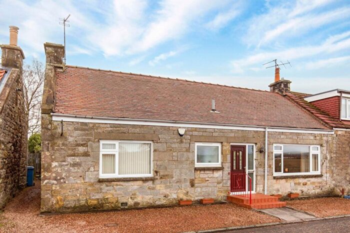 2 Bedroom Semi Detached House For Sale In Bankton Park, Kingskettle, Cupar, KY15