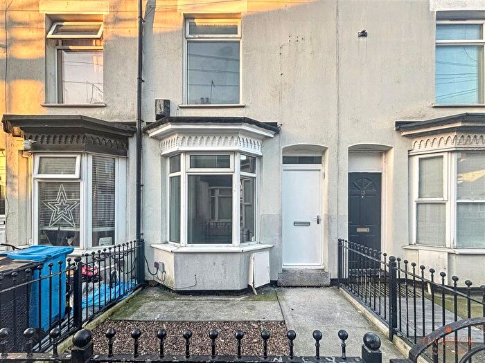 2 Bedroom Terraced House For Sale In Catherine Grove, Carrington Street, Hull, HU3