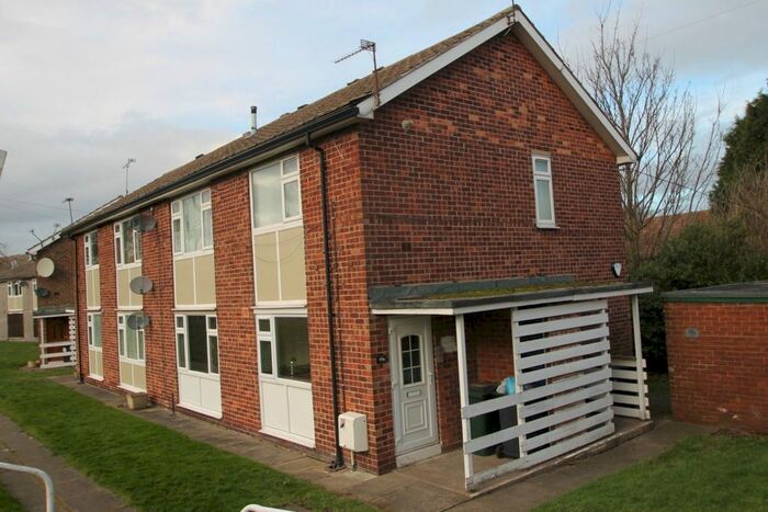 1 Bedroom Flat To Rent In Haugh Road, Rawmarsh, Rotherham, S62