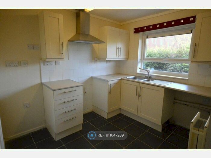1 Bedroom Flat To Rent In Brookside, Telford, TF3