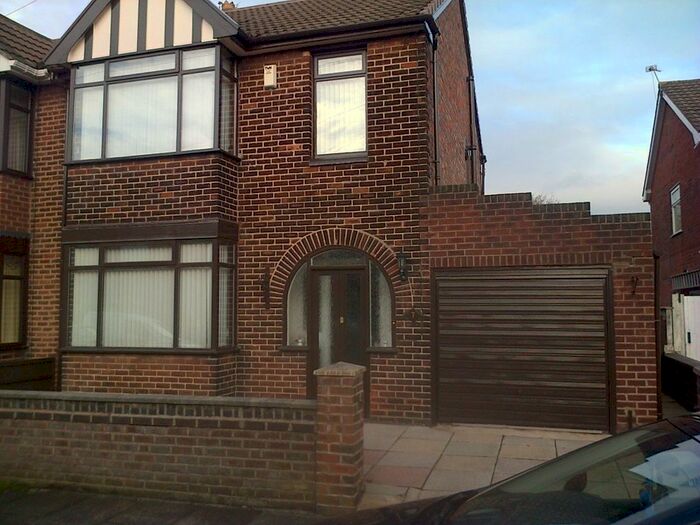 3 Bedroom Semi-Detached House To Rent In Orrell Gardens, Orrell, Wigan, WN5